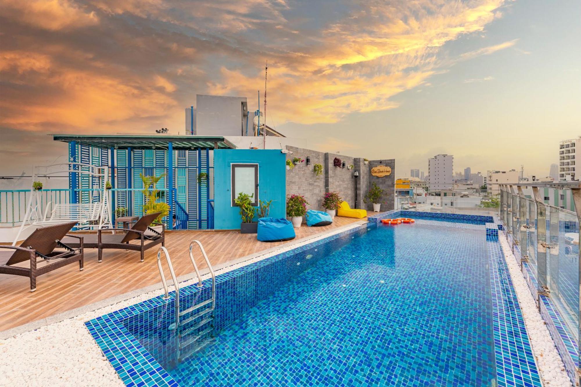 Cani Beach House Da Nang Exteriör bild